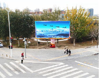 黄冈户外大屏广告投放要点。